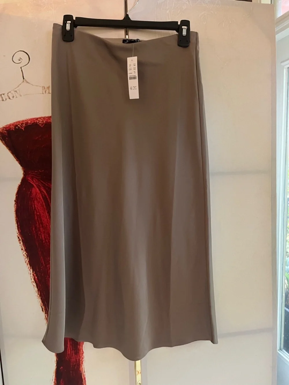 NWT! J. Crew Gwyneth Midi Skirt, Beige, XS - Picture 2 of 6
